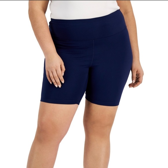 NWT Inc International Concepts Plus Size  Shiny Compression Bike Shorts XXL - Picture 1 of 4